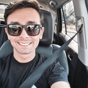 Meet your Posher, Aaron